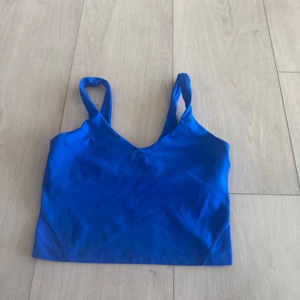 Lululemon women’s sports bra size 6